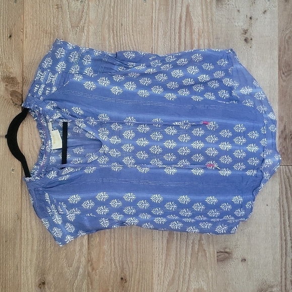 Anthropologie Maeve Blue and White Top with U Neckline and Ties at the Neck Sml - Picture 1 of 7